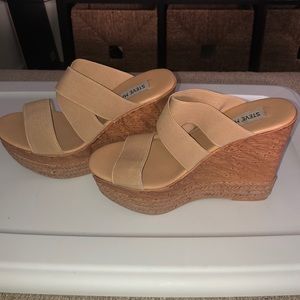 Steve Madden Nude Wedges